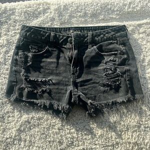 American eagle distressed shorts